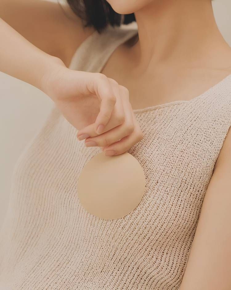 Pezoneras de Silicón Adhesivo
