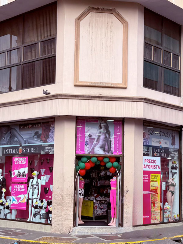 Intima Secret Avenida 1