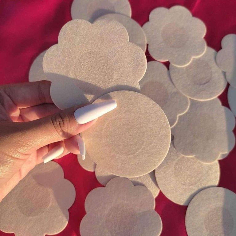 Más Allá del Brasier: Una Guía de Accesorios para Ropa Íntima